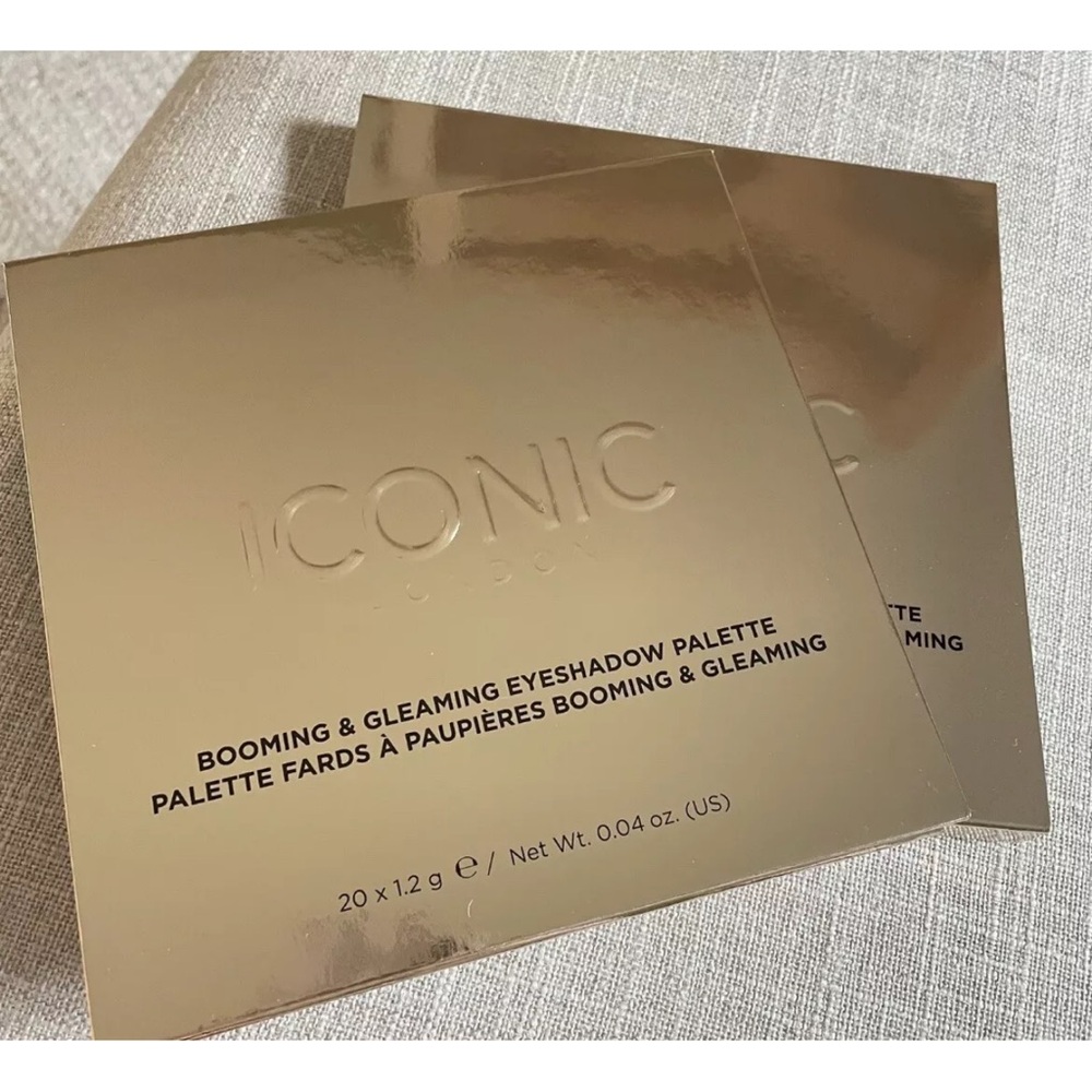 Iconic Booming & Gleaming Eyeshadow Palette NEW IN PACKAGE